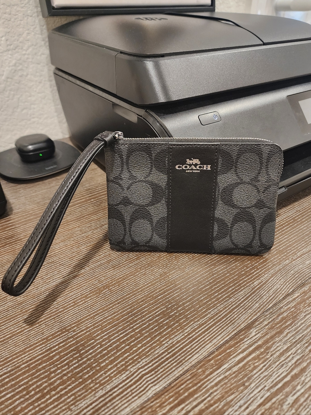 Coach Signature Canvas Wristlet - Black/Gray